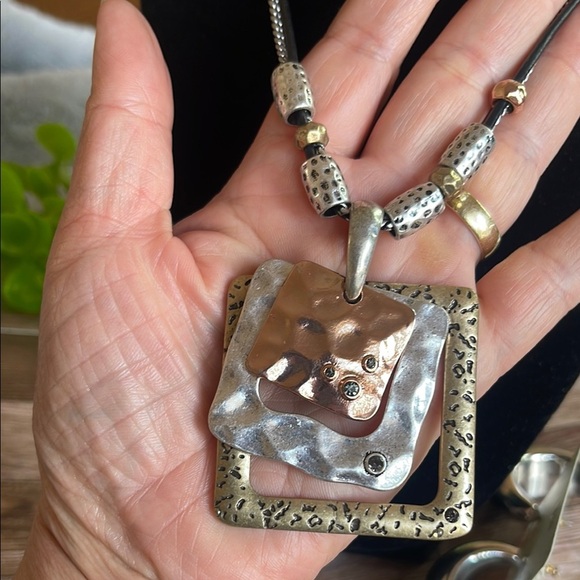 Laura Ashley Silver Modern Necklace with Pendant - Picture 3 of 9